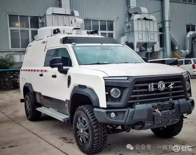 售价7位数的高配指挥车——M20卫星通讯指挥车，军工品质完美结合卫星通讯系统